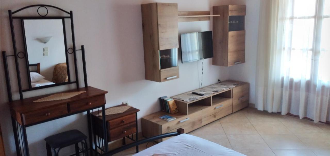 Athina Studio Apartments Kerveli Exteriér fotografie
