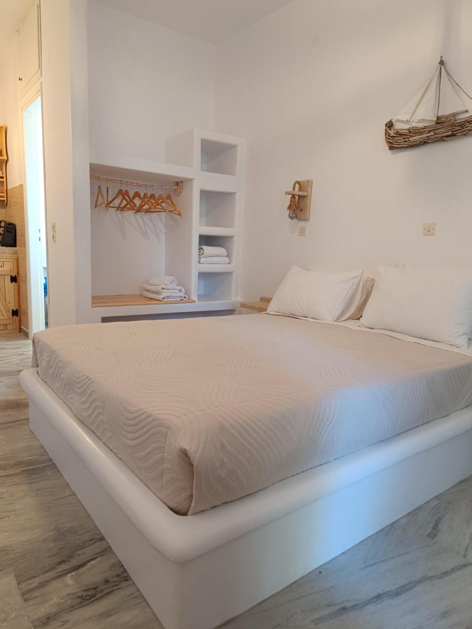 Athina Studio Apartments Kerveli Exteriér fotografie